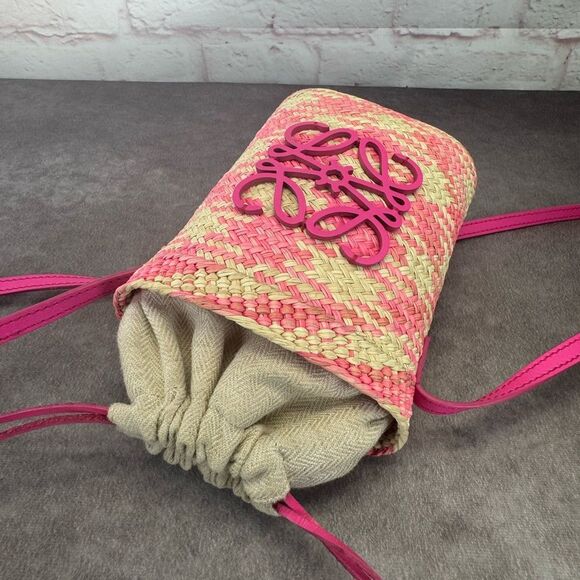 Loewe Iraca Palm Calfskin Anagram Bucket Bag - Picture 5 of 12